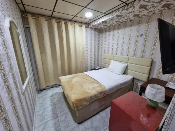 West Hotel 9